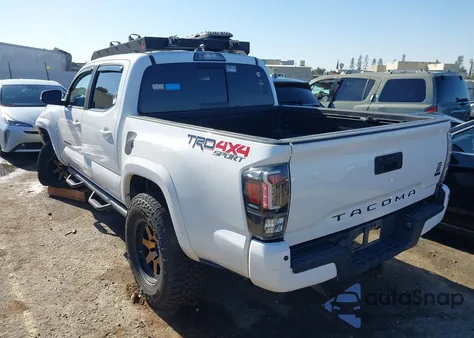 2019 Toyota Tacoma Trd Sport z USA, uszkodzony, nr VIN 3TMCZ5AN9KM210767